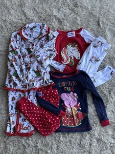 Girls Size 3T Christmas Holiday Pajamas Pjs Grinch Peppa Pig 3 Sets Long Sleeve - Picture 1 of 7
