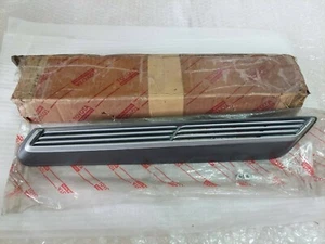 TOYOTA RT81 CORONA LOVER ASSY ROOF VENT LIGHT SIDE LH NOS JAPAN - Picture 1 of 10