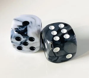 Premium 12 X D6 Black And White Marble style Dice Rounded Corners 16mm set - Picture 1 of 3