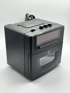🔥🔥Vintage General Electric Cassette Clock Radio 7-4904A ***WORKING***🔥🔥 - Picture 1 of 5