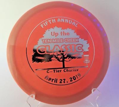 Driver de distância Innova Disc Golf Star Valkyrie 9/4/-2/2 - ROSA 172g - Imagem 1 de 3