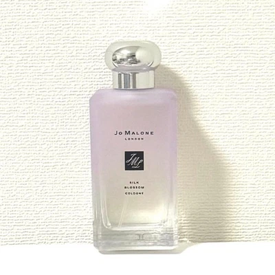 Jo Malone Silk Blossom AEROSOL DE COLONIA 3,4 OZ/100 ML Fragancia Edición Limitada Foto 1 de 2