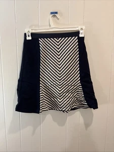 Ann Taylor Skirt Womens Sz 0 Blue Cream Stripe Chevron Colorblock Flare Trumpet - Picture 1 of 4