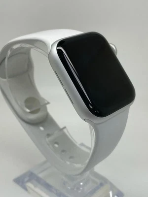 APPLE Watch Series 8 41mm Silver GPS - GREAT CONDITION! - Image 1 of 3