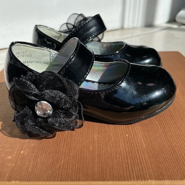 Laura Ashley Toddler Mary Jane Black Flat With Bow Faux Patent Leather SIZE 5 - Image 1 of 4