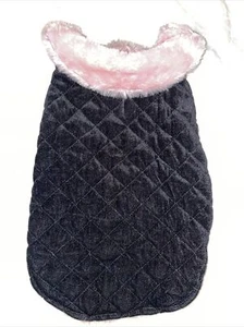 Abrigo de Terciopelo Rosa Negro Patrón Acolchado Disfraz PERRO L - Imagen 1 de 4