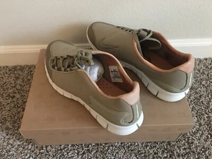 Size 11 Nike Footscape Free PRM NSW NRG - Picture 1 of 5