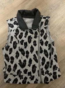 Justice Girls Sleeveless Black Gray Leopard Cheetah Vest Size 8 - Picture 1 of 7