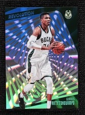 2015-16 Panini Revolution Sunburst /75 Giannis Antetokounmpo #29