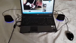 Sanyun Computer Speakers, 5W x 2, Deep Bass in Small Body Cool Blue Light - Picture 1 of 12