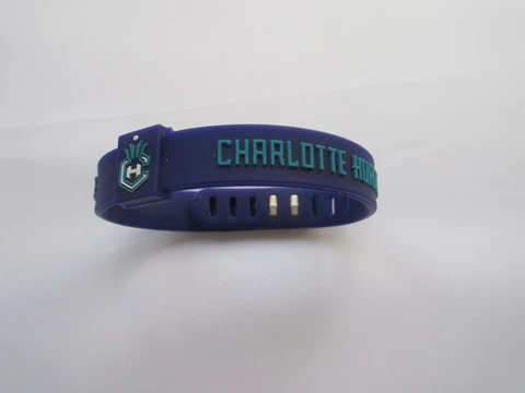Basketball Team CHARLOTTE HORNETS  Bracelet Silicone Wristband Rubber Hand Ring Cover