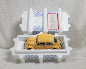 VINTAGE Franklin Mint 1967 Yellow Volkswagen Beetle 1:24 Metal Diecast 1992 - Picture 1 of 24