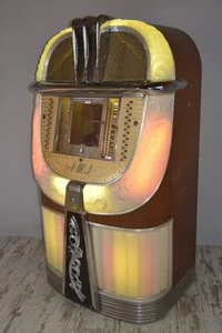 Jukebox Ami Modelo A SNR 133 Primera Producción SNR 133 Otro Diseño - Imagen 1 de 11