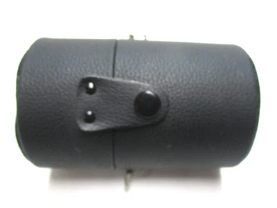 Funda lente Mamiya m645 como se muestra. Probablemente por sus 110mm y quizás 150mm. Foto 1 de 4