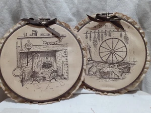 Set of 2 Vintage Colonial style Cloth Wall Art in Hoop - Picture 1 of 2