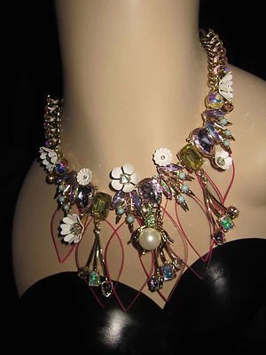 BETSEY JOHNSON BUZZ OFF LUCITE FRONTAL NECKLACE WITH FLOWERS AND BEE AND BLING - Image 1 of 4