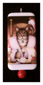 SANTA PAWS KATZE MACHT FRECHE LISTE - DOMINO ANHÄNGER & PASSENDE BOX MIT KORDEL - Bild 1 von 3