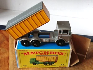 Matchbox No.47 DAF Tipper Container Truck Silver Boxed - Picture 1 of 9