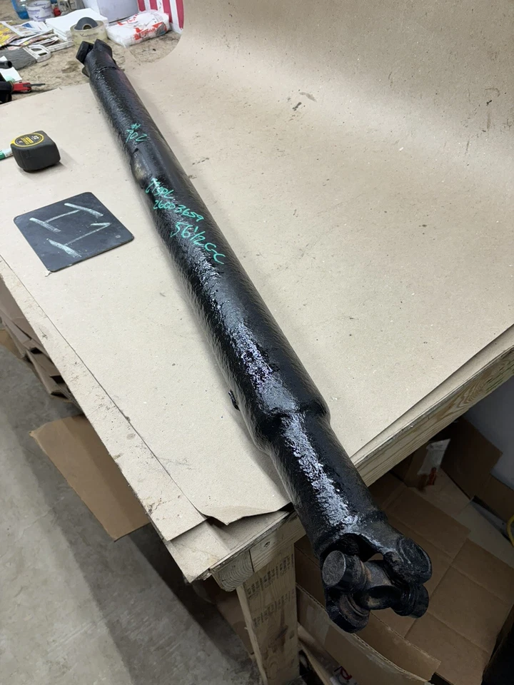 Chevrolet GMC 1988 1998 camioneta C1500 1500 26003659 56-1-2” 27 spline eje de transmisión Foto 1 de 4