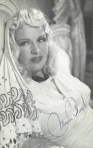 MAE WEST - AUTOGRAPHED SIGNED PHOTOGRAPH - Picture 1 of 1
