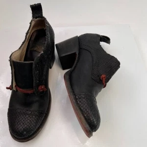 FreeBird Bootie Women 8 Catalina Leather Heel Snake Print Slip On Party Core Ex - Picture 1 of 14