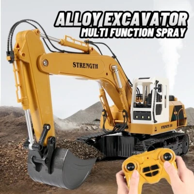 1:20 Radio control excavator with alloy digging bucket watch control - Image 1 of 3