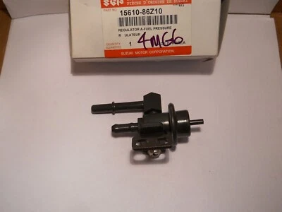 Regulador de presión de combustible OEM NOS Suzuki 15610-86Z10 Foto 1 de 4