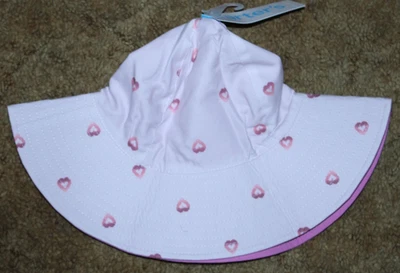 Niñas Carter's NUEVO CON ETIQUETAS Estampado Reversible Natación Cubo Sombrero Talla 2T-4T Foto 1 de 2