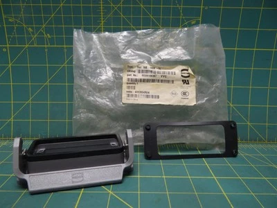 Harting 09300160307 16B-HBM-SL Low Profile Bulkhead Mount Heavy Duty Connector - Image 1 of 4