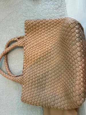 Beige woven unlined faux leather tote handbag w/ beige zip pouch. - Image 1 of 4
