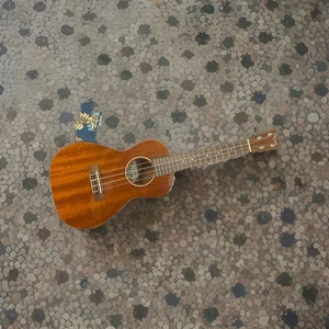 Ohana  4strings Solid  Mahogany  Concert Ukulele +Case Great Condition(809) - Picture 1 of 9