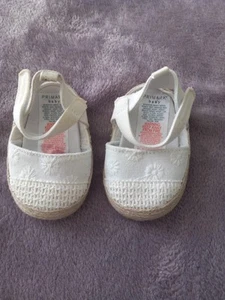 Pretty baby girls Summer Shoes Age 6-9 months BNWOTS - Picture 1 of 1
