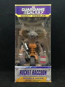 Funko Marvel Rocket Mapache Flocado HMV EXCLUSIVO WACKY WOBBLER BOBBLE HEAD NUEVO - Imagen 1 de 4