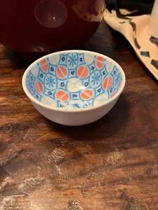 Better Homes and Gardens 1 Piece Sabine Tile Print Melamine Dinnerware Set, Blu - Picture 1 of 6