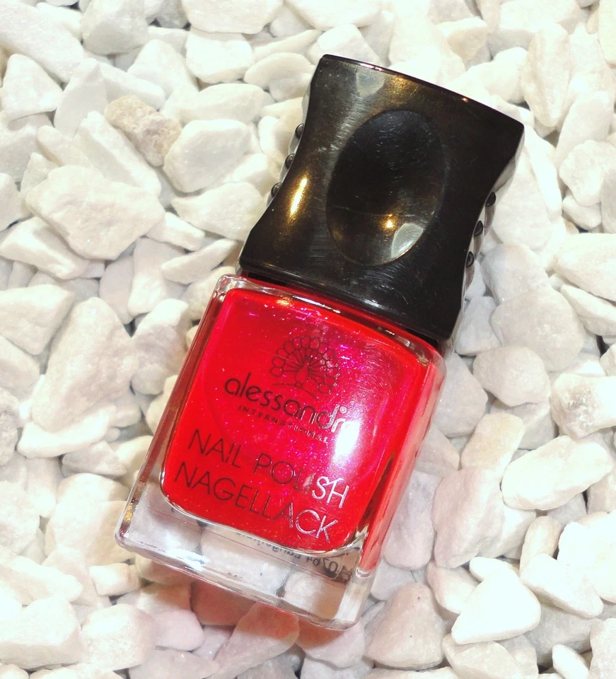 Alessandro Nagellack Farbe 77-144 Pink Cadillac 10ml  Nagelstudio Neu - Bild 1 von 1