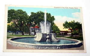 Fountain in City Park Sequin Texas Posted 1944 WWII Used Postcard CA2 - Picture 1 of 3