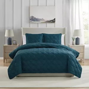 - Quilt Set, Soft 3-Piece Pinsonic Damask Bedding Set with Matching Shams, Id... - Picture 1 of 6