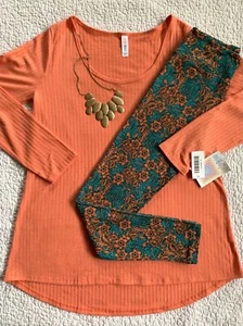 Lularoe Outfit Lynnae Small Solid Salmon Ribbed & Turquoise Floral Leggings - Bild 1 von 4