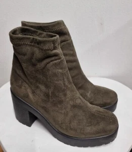 Topshop Faux Suede Chunky Platform Sole Sock Pull On Ankle Boots Size 3 Green - Picture 1 of 12