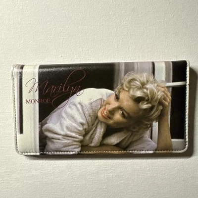 Cubierta de chequera Marilyn Monroe Foto 1 de 4