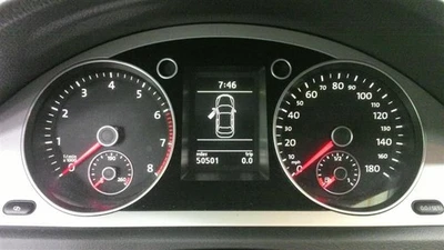 2010-11 Volkswagen CC Speedometer MPH Head/Cluster US 9Q5 3C8920970M 1787162 - Image 1 of 4