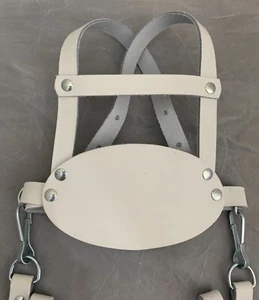 SILVER CROSS BALMORAL KENSINGTON PRAM WHITE OVAL LEATHER HARNESS REINS BABY  - Picture 1 of 3