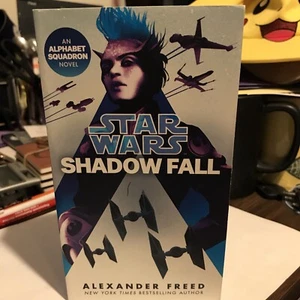 Shadow Fall Star Wars An Alphabet Squadron Novel - Imagen 1 de 3