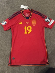 Spain 2023 Lamine Yamal Debut Jersey Player Issue BNWT - Bild 1 von 6