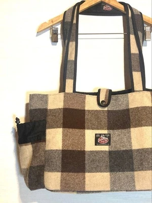 Bolso de Mano Johnson Woolen Mills Patrón a Cuadros Hecho en EE. UU. Foto 1 de 4