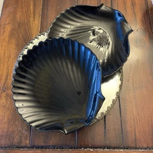 Vintage Arcoroc Coquillage Black Glass Sea Shell Salad Plates Set Of 2 - Picture 1 of 6