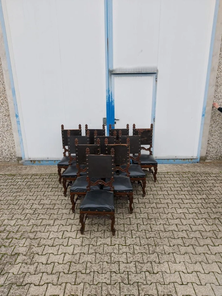 SILLAS DE COMEDOR VICTORIANAS TALLADAS DE NOGAL ITALIANO - 22IT003D Foto 1 de 1