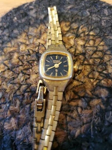 Ladies Citizen Quartz Watch - Picture 1 of 2