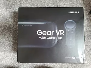 SAMSUNG Gear VR with Controller by Oculus SM-R324 UK Version Orchid Grey - Picture 1 of 4