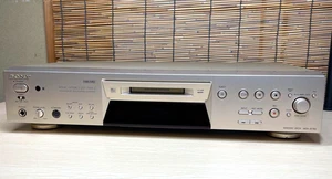 Sony MDS-JE780 MD MiniDisc Deck Registratore MDLP NetMD Componente Audio Hi-Fi Testato - Foto 1 di 11